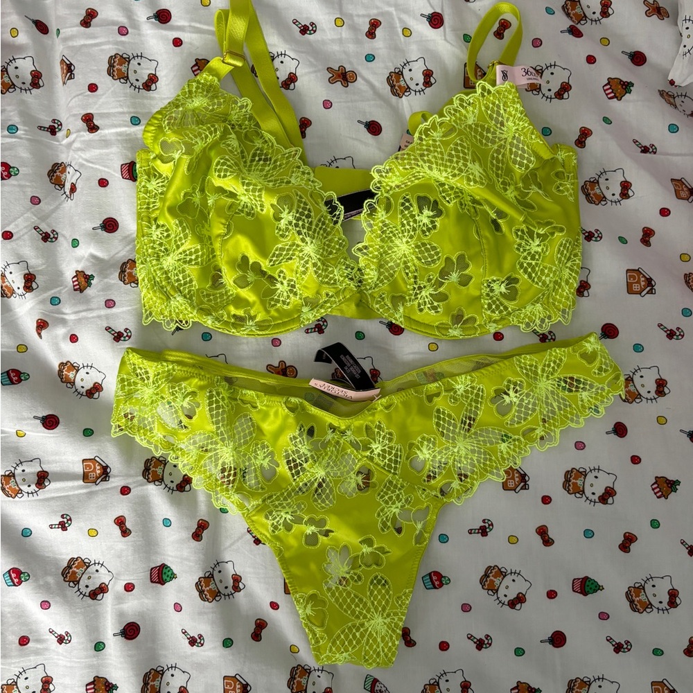 Victoria’s Secret Lace Lingerie Set NWT